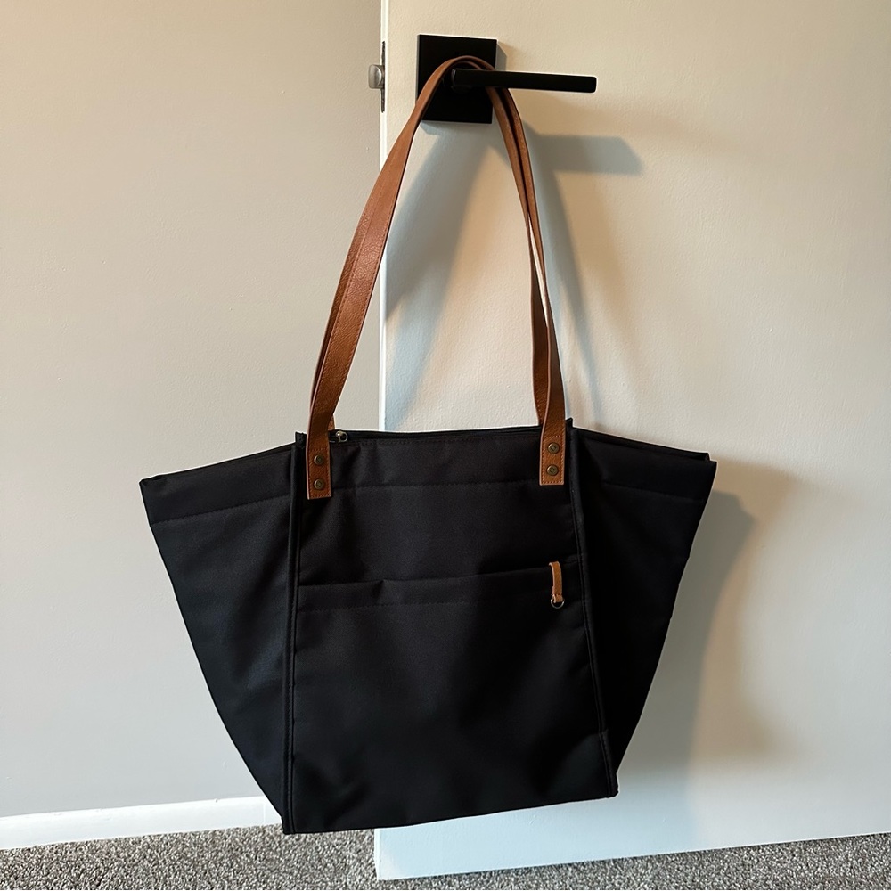 Thirty-One Classic Style Tote